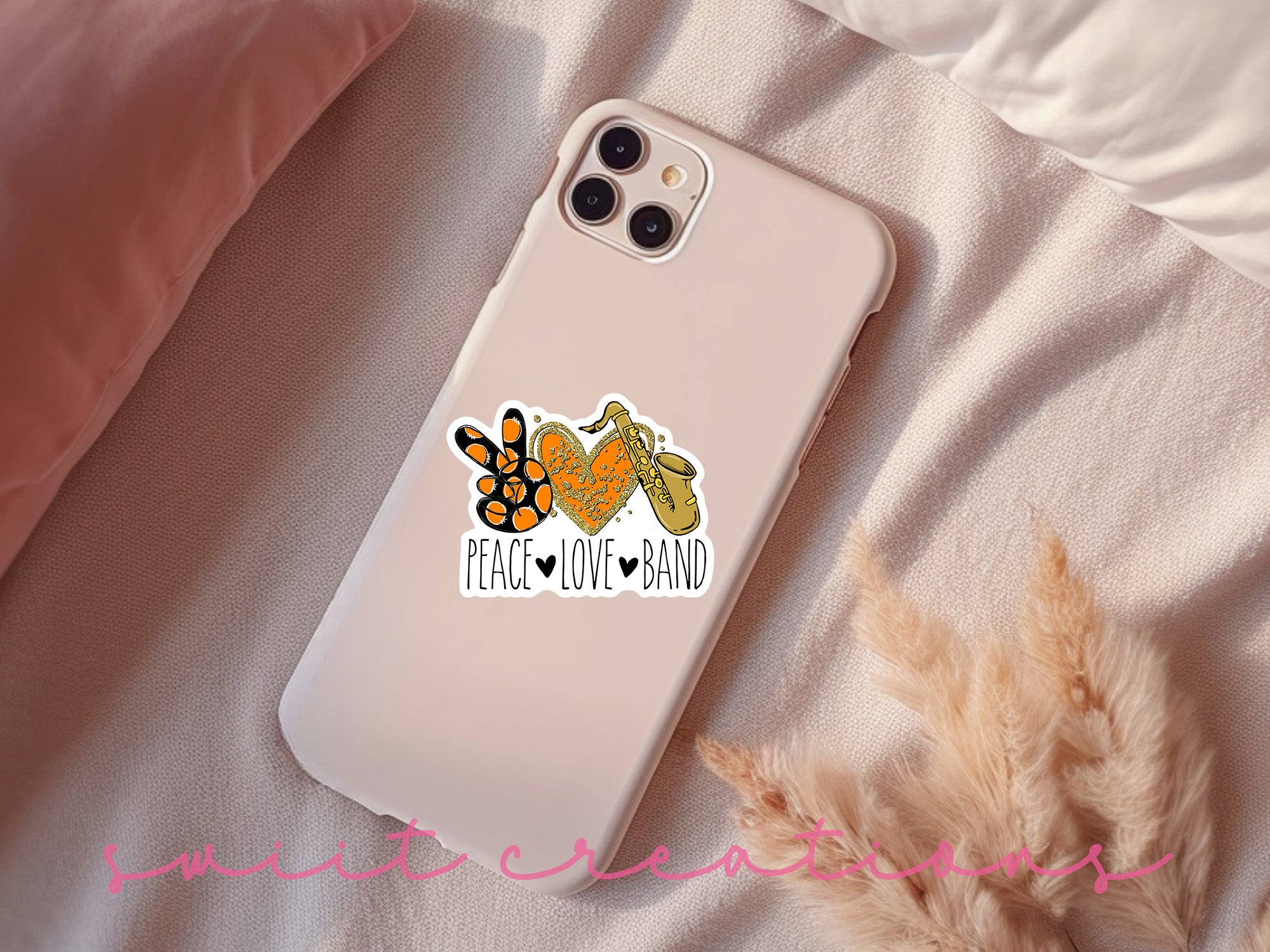 a phone case that has a picture of a banana on it