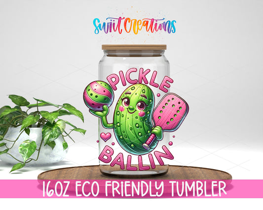 Pickle Ballin design on a 16 oz clear glass tumbler with bamboo lid