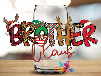 Brother Claus design close-up on a clear glass can tumbler