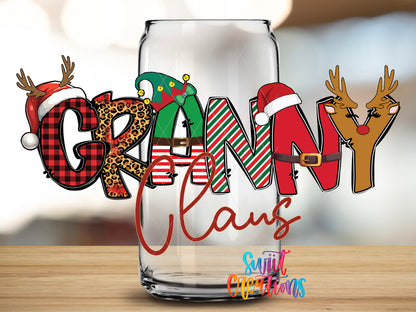 Granny Claus design close-up on a clear glass can tumbler