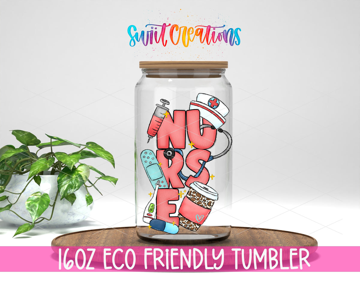 Nurse design on a 16 oz clear glass tumbler with bamboo lid