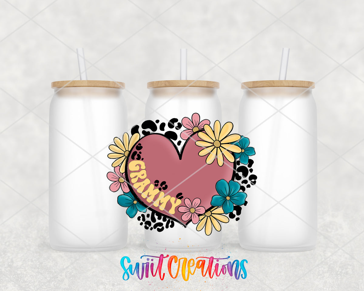 Grammy Floral Heart frosted glass tumbler group view with lids and straws