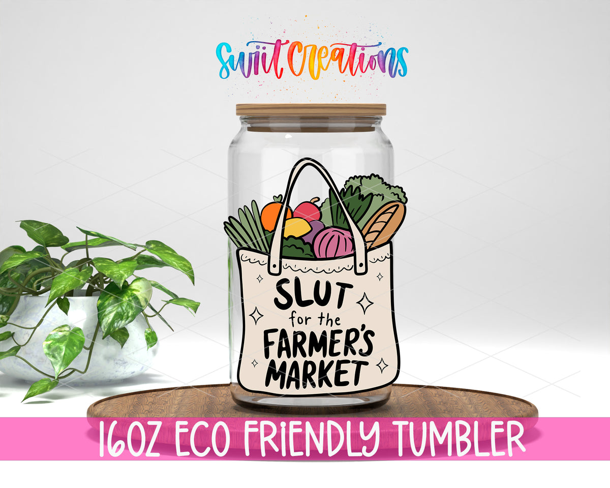 Farmers Market Lover design on a 16 oz clear glass tumbler with bamboo lid