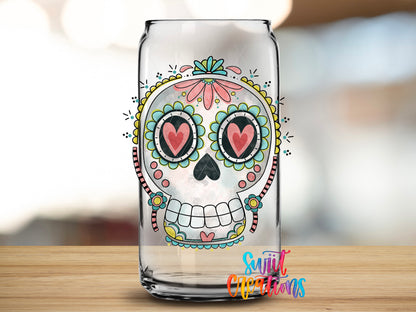 Floral Sugar Skull design close-up on a clear glass can tumbler