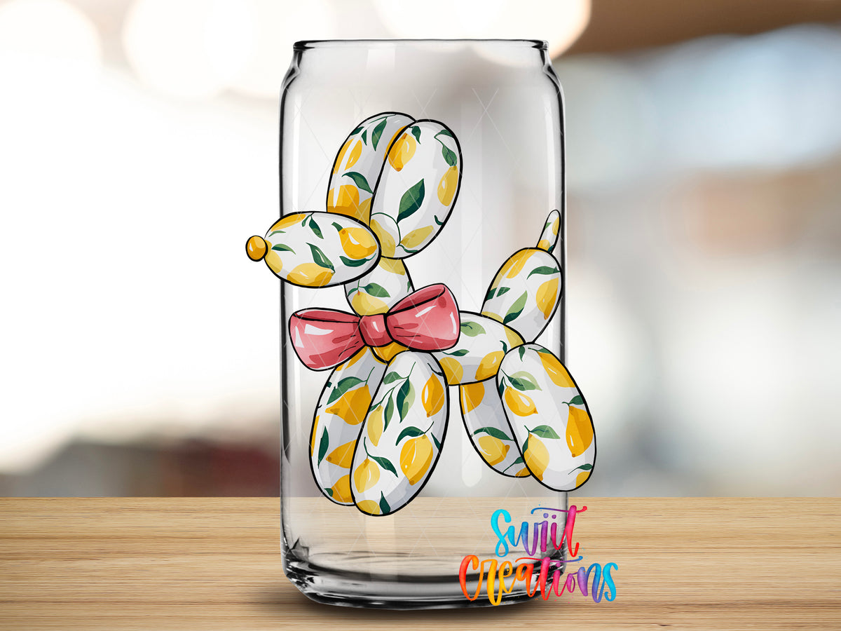 Lemon Balloon Dog design close-up on a clear glass can tumbler
