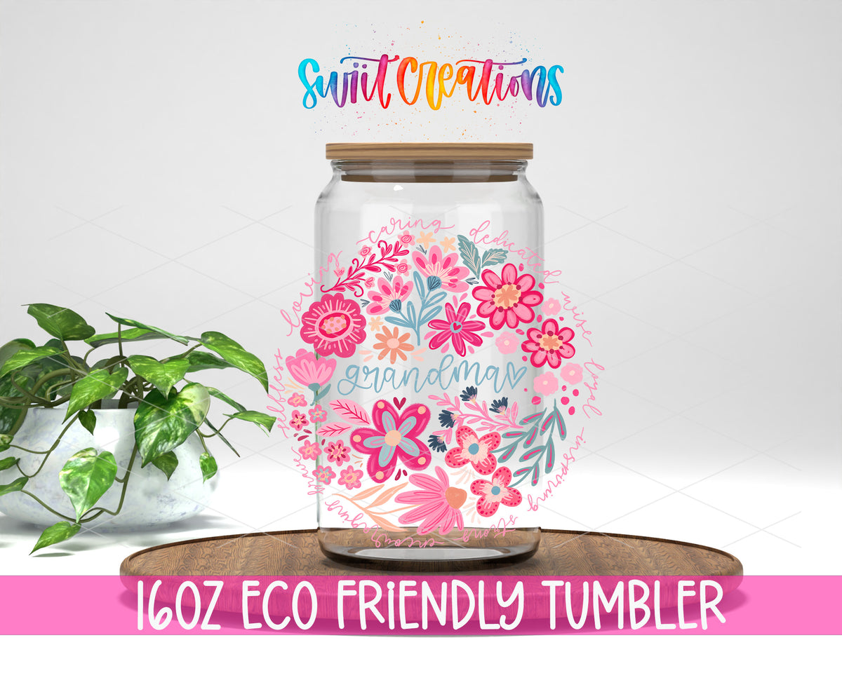 Grandma design on a 16 oz clear glass tumbler with bamboo lid