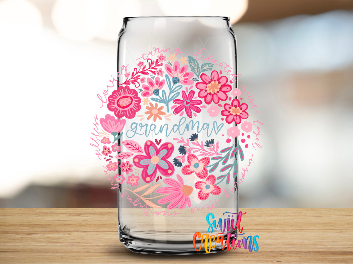 Grandma design close-up on a clear glass can tumbler