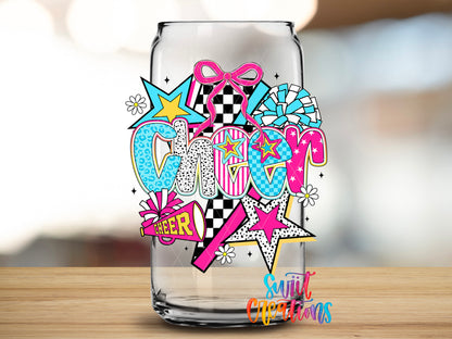 Cheer design close-up on a clear glass can tumbler