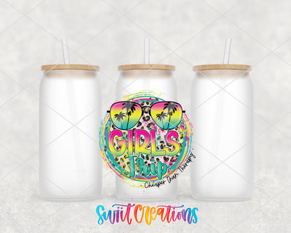 Girls Trip frosted glass tumbler group view with lids and straws