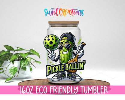 Pickle Ballin design on a 16 oz clear glass tumbler with bamboo lid