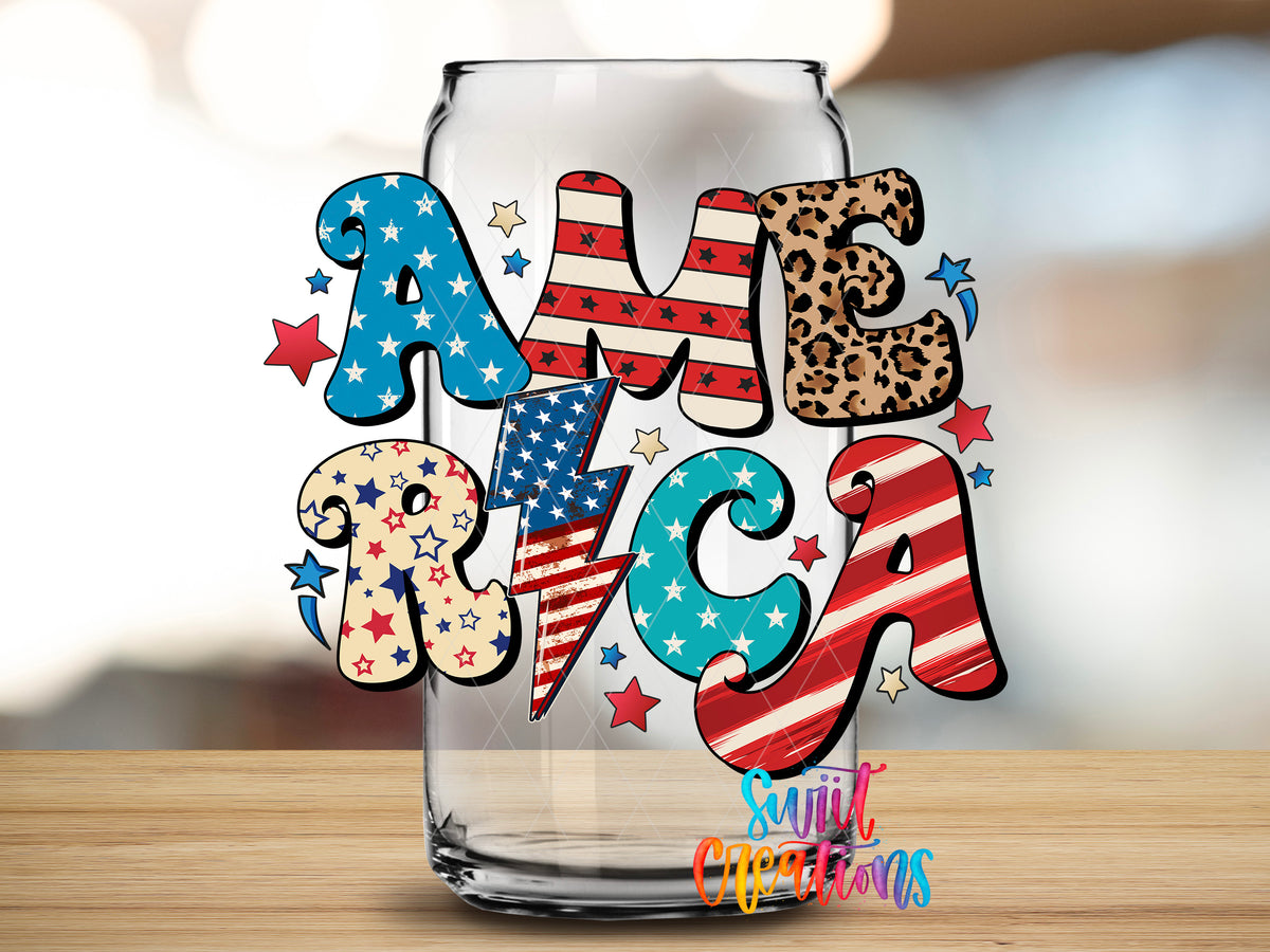 America Patchwork design close-up on a clear glass can tumbler