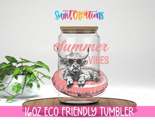 Summer Vibes Cow Retro design on a 16 oz clear glass tumbler with bamboo lid