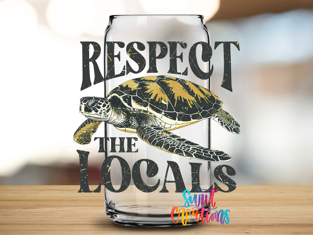 Respect the Locals Sea Turtle design close-up on a clear glass can tumbler